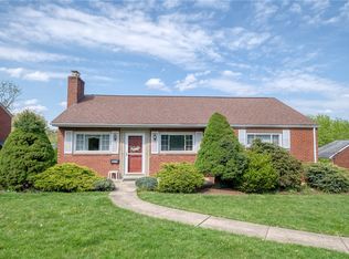 4627 Country Club Dr, Pittsburgh, PA 15236