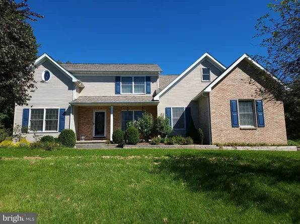 615 Meeks Ln, Port Matilda, PA 16870