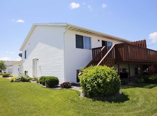 3409 30th Ave S, Fargo, ND 58103