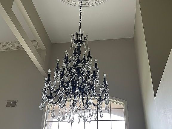 4th image of 5109 Village Commons Dr
