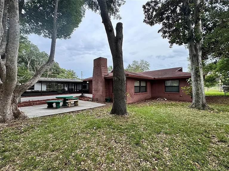 8225 E Highway 25 — Photo 54
