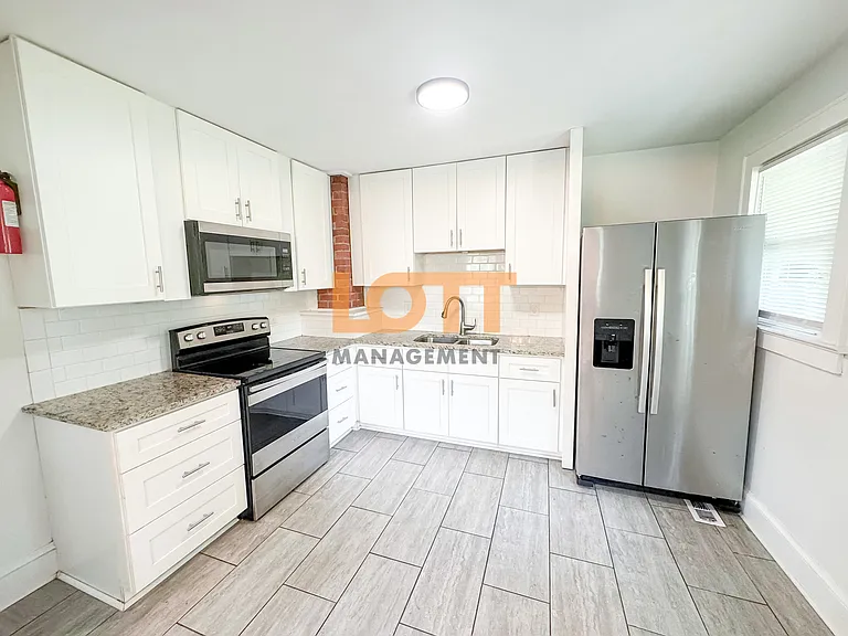 110 Pleasant Ridge Ave — Photo 15