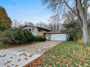 4201 W Layton Ave, Greenfield, WI 53221