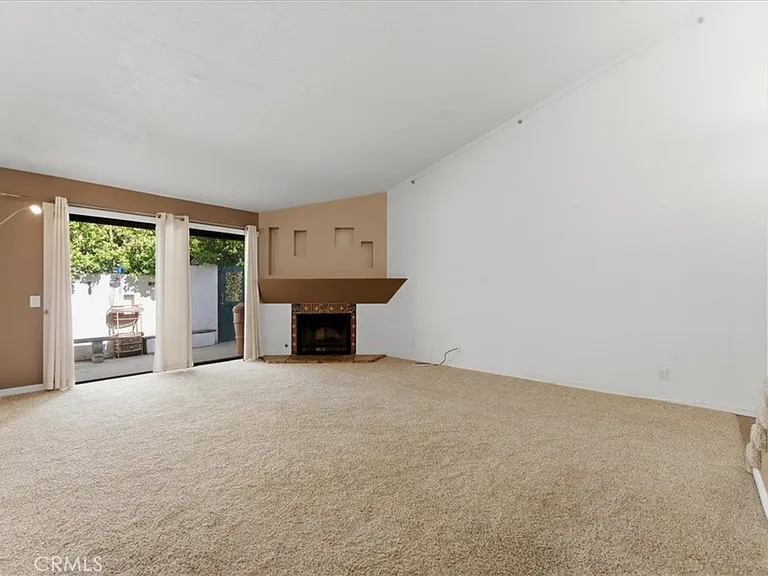 539 Wayland Ct — Photo 6