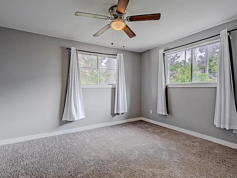 2422 Truxillo St — Photo 28