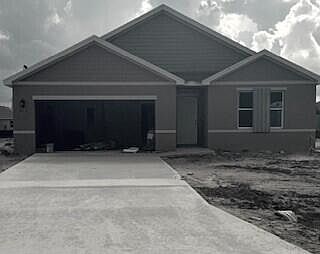 2nd image of 912 NW Cairo Avenue