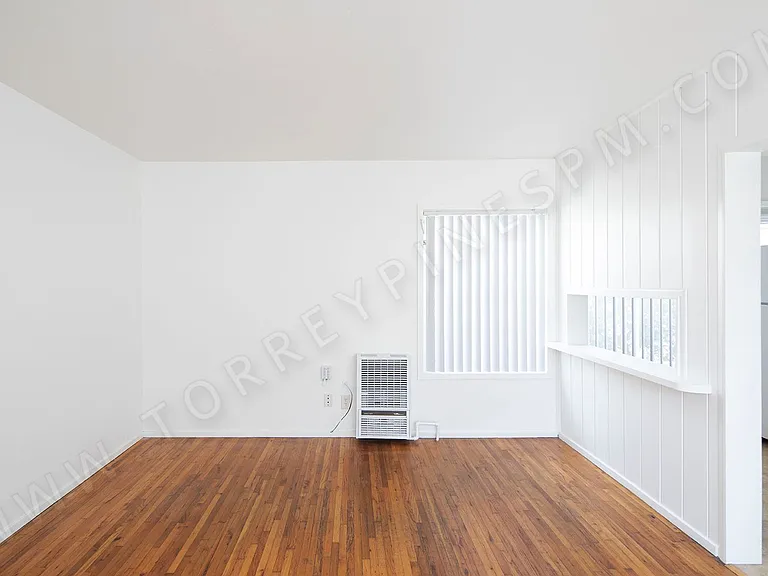 1402 - 1408 1/2 Grand Avenue — Photo 6