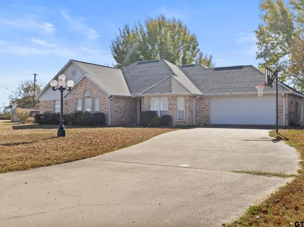 103 Sweet Pea Ct, Mount Pleasant, TX 75455