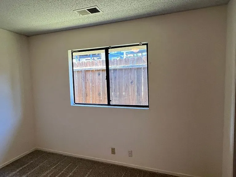 2167 Mountain View Dr — Photo 7