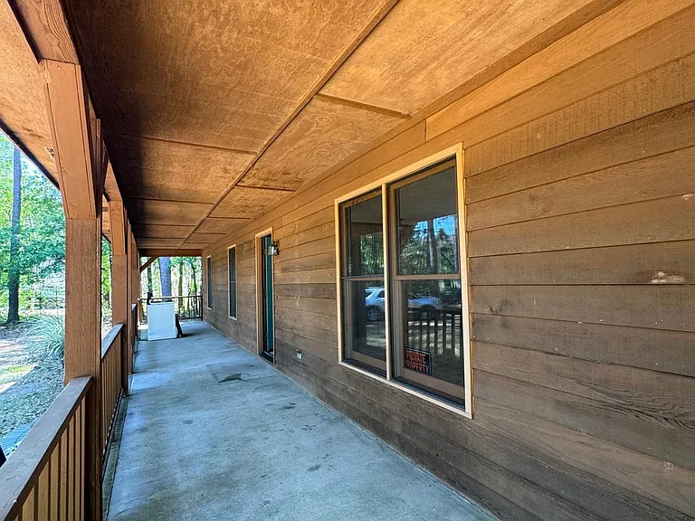 573 Ellis Rd — Photo 17