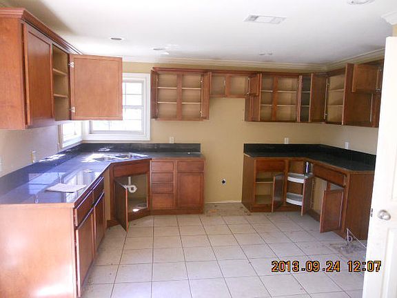 2nd image of 10 Sparrow Ct