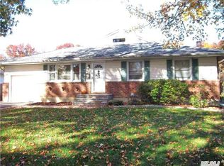23 Roberta, commack, NY 11725