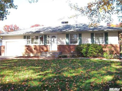 23 Roberta, commack, NY, 11725