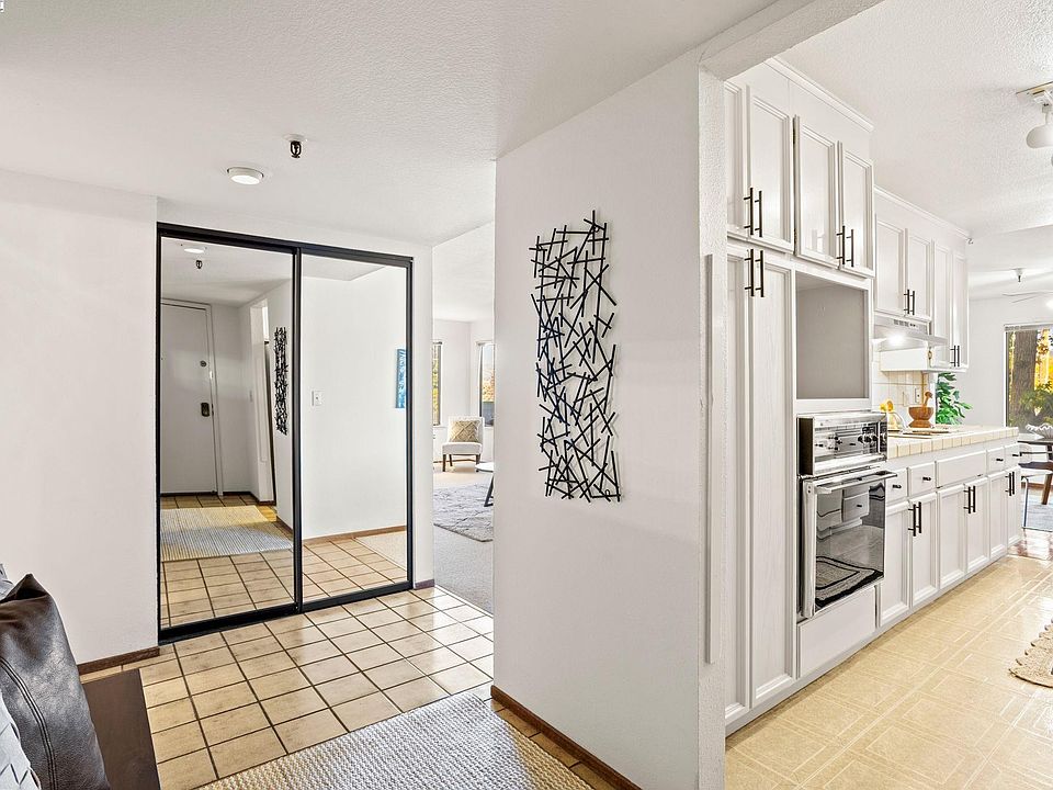 1st image of 1400 Carpentier St APT 325
