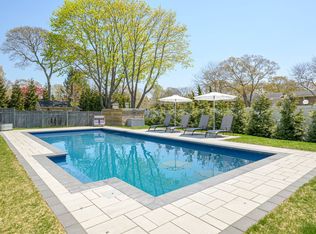 23 Nassau Rd, Hampton Bays, NY 11946