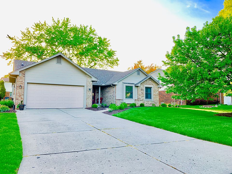 2nd image of 16185 Appleby Ln