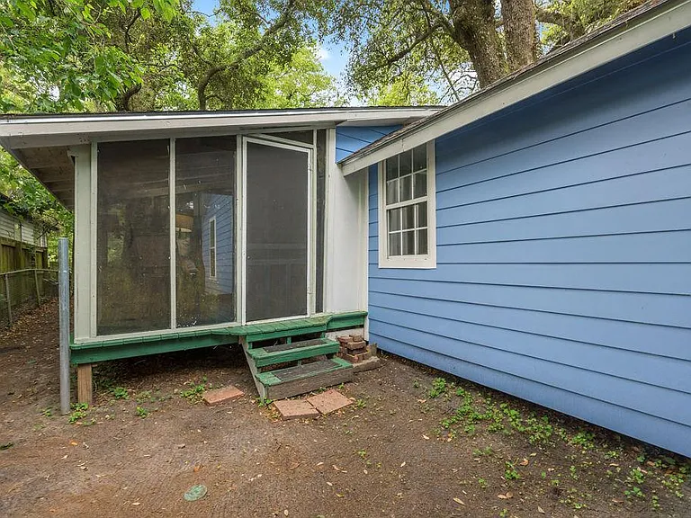 317 Ballentine St — Photo 56