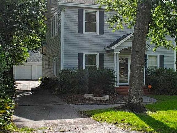2nd image of 870 East Dr