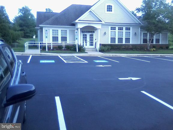 2nd image of 2602 Clarion Ct APT 402