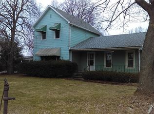 3909 Taylor Rd, Orchard Park, NY 14127