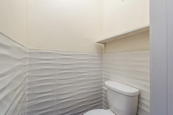 Rented by Nooklyn NYC LLC | media 39