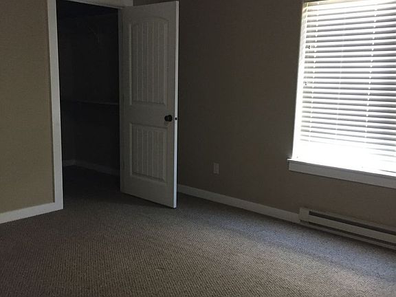 4th image of 711-717 Mattson Ln #717-2