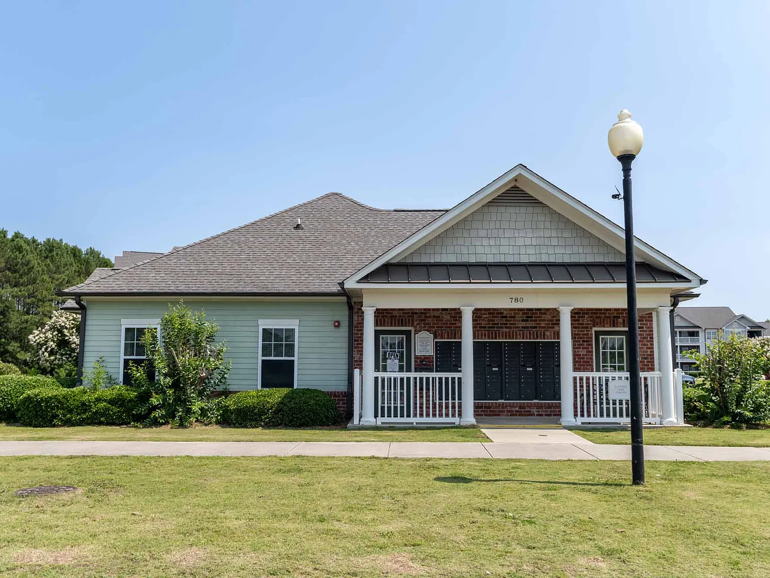 Hartsville Garden Apartments — Photo 1