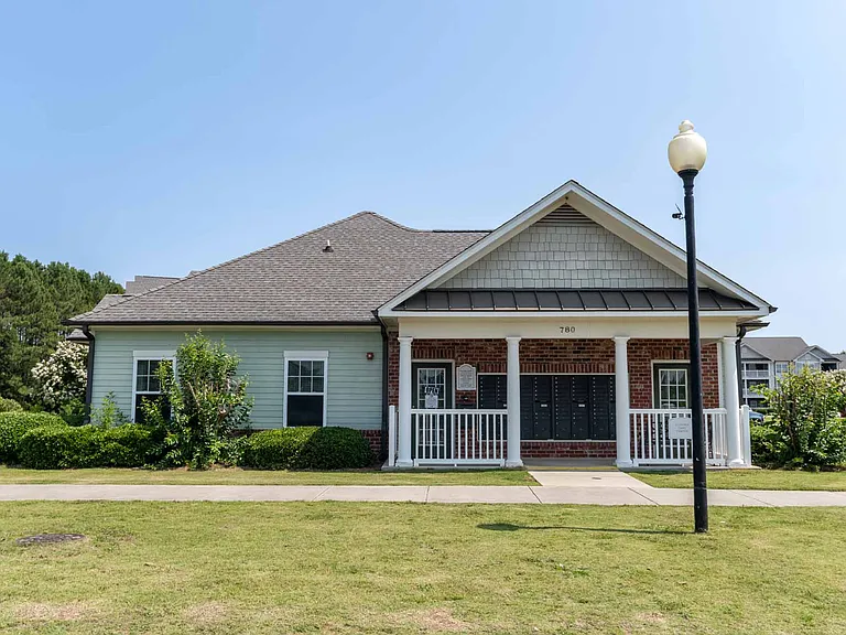 Hartsville Garden Apartments — Photo 1