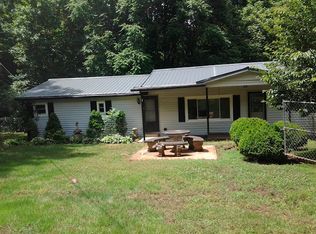 1210 Neighbors Ln, Newton, NC 28658