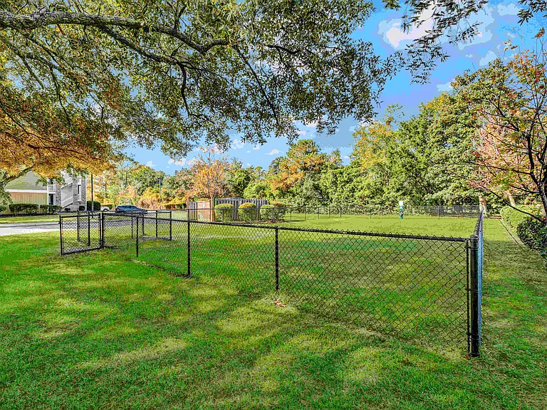 The Flats at Leland — Photo 49