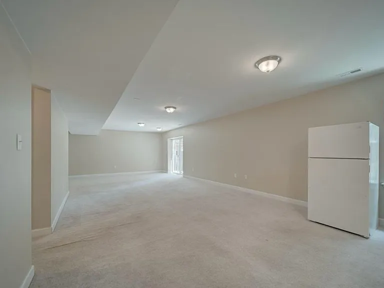 18413 Cedar Dr — Photo 18