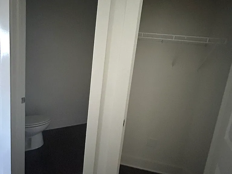 18 Steelwood Ct — Photo 5