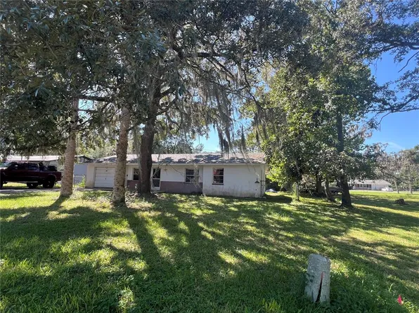 738 NE 12th Ter, Crystal River, FL 34428