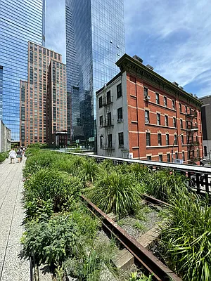 Rented by Oxford Property Group | media 68