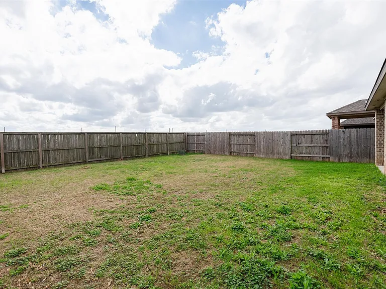 24207 Asher Hollow Ln — Photo 18