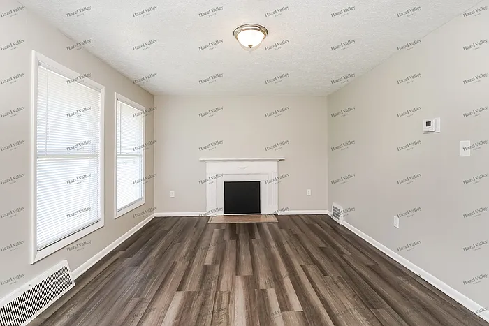 16209 Glendale Ave — Photo 6