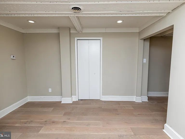 901 Clinton St #3 — Photo 3