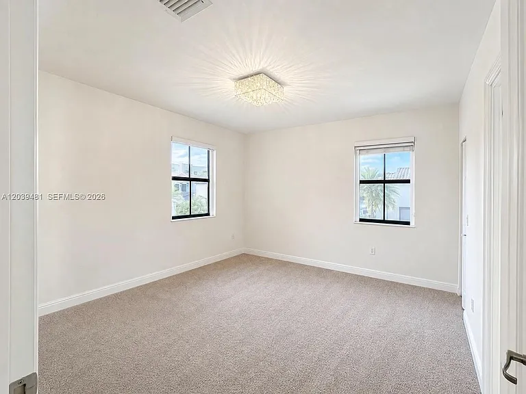 8605 NW 102nd Ct — Photo 17
