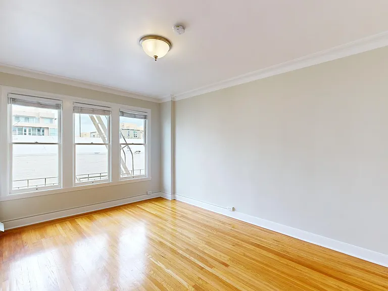 1840 Clay Street — Photo 11