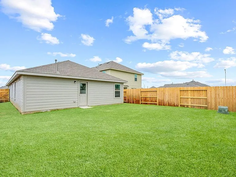 7507 Birch Harvest Dr — Photo 3