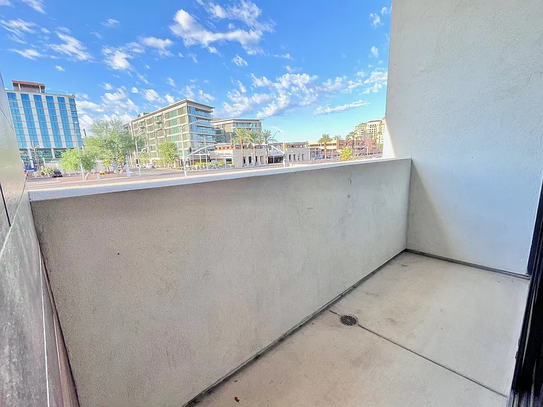 7301 E Minnezona Ave #1006 — Photo 5