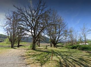 2465 Moon Mountain Rd, Grants Pass, OR 97526