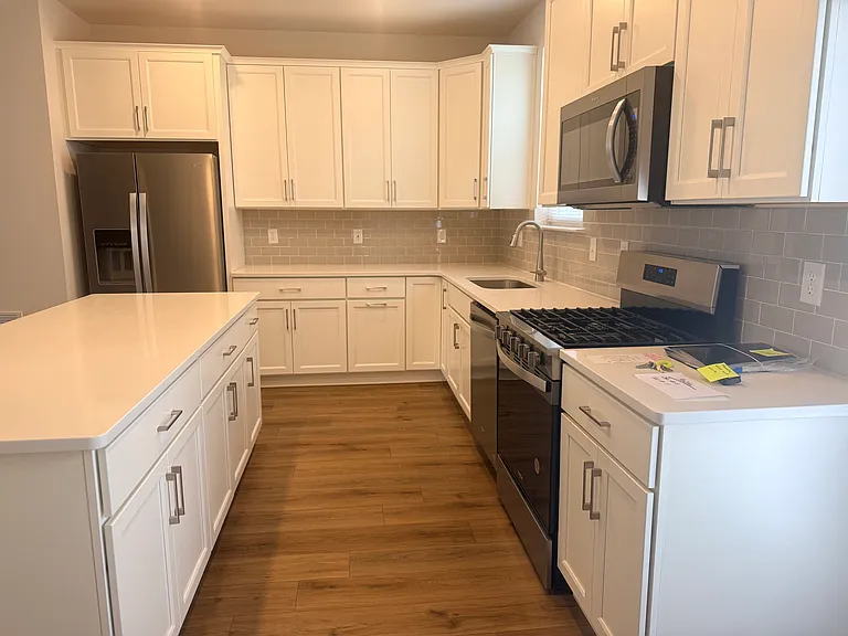 15 Shamrock Cir — Photo 3