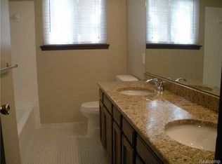 9061 Tucson St, Plymouth, MI 48170