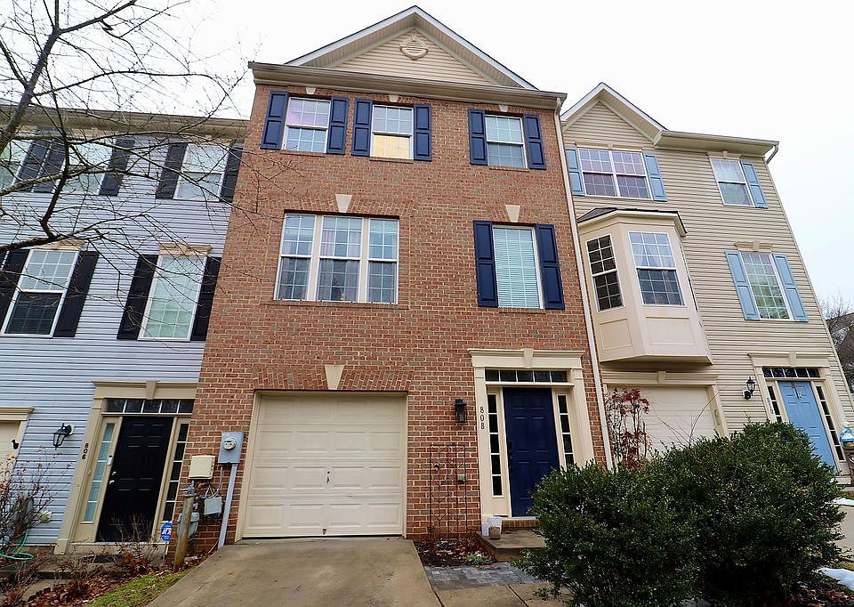 1st image of 808 Emory Ct