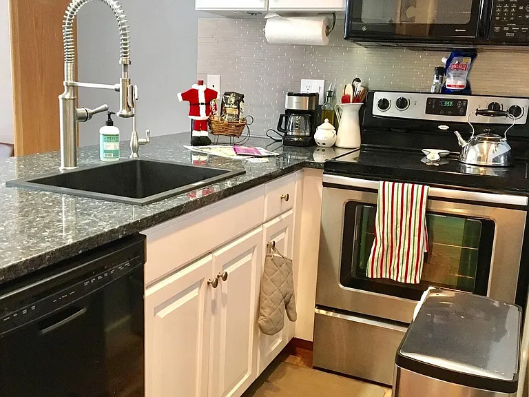 1415 Lowell Ave #B124 — Photo 4