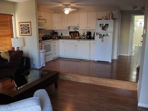 5th image of 58 N Bedford St #58B