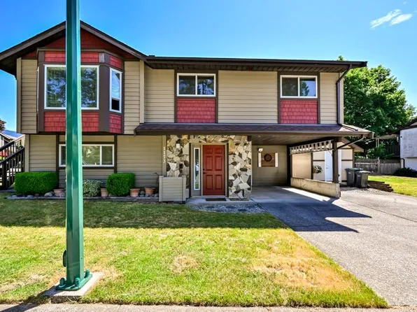 1173 Inlet St, Coquitlam, BC V3B 5Z8