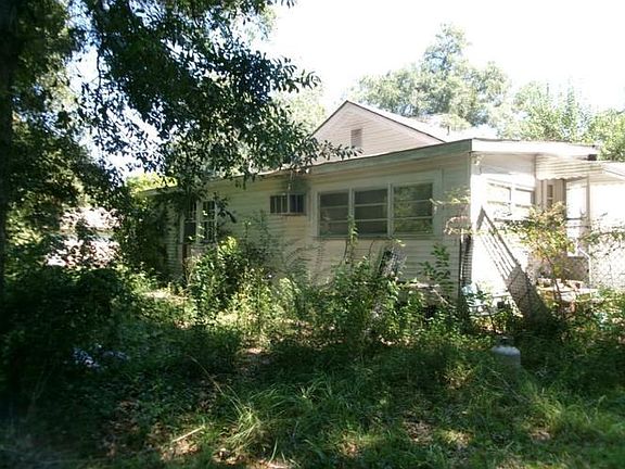 2nd image of 739 Claxton Ave N