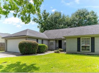 3 Tally Ho Court, Savannah, GA 31406